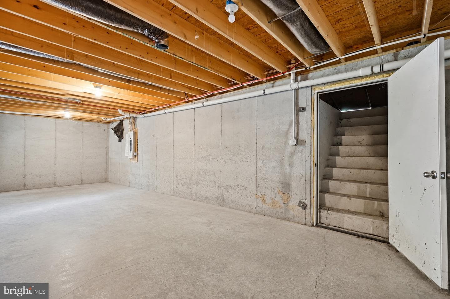 2334 Douglas Ave photo 16