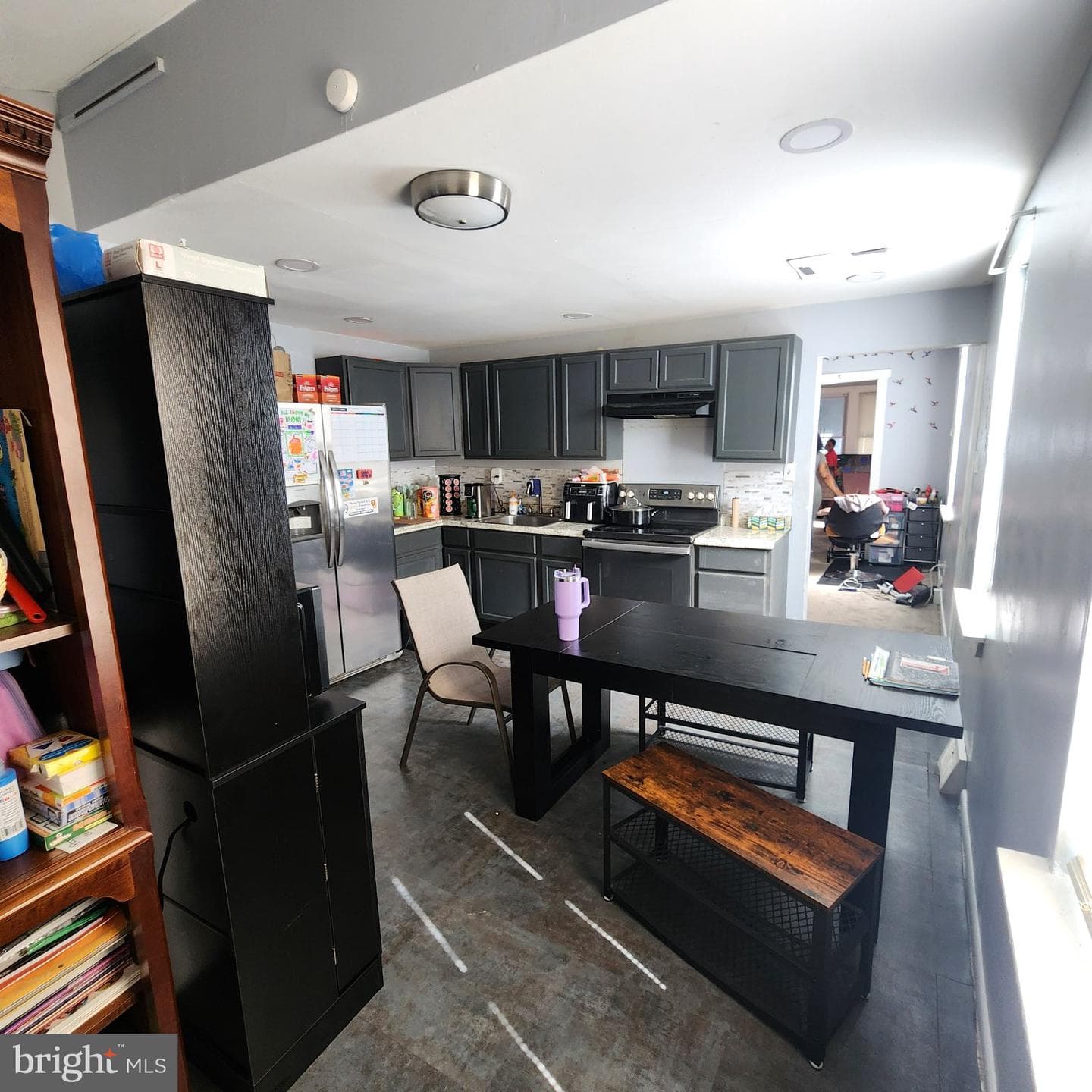 206 Harvey Avenue photo 3