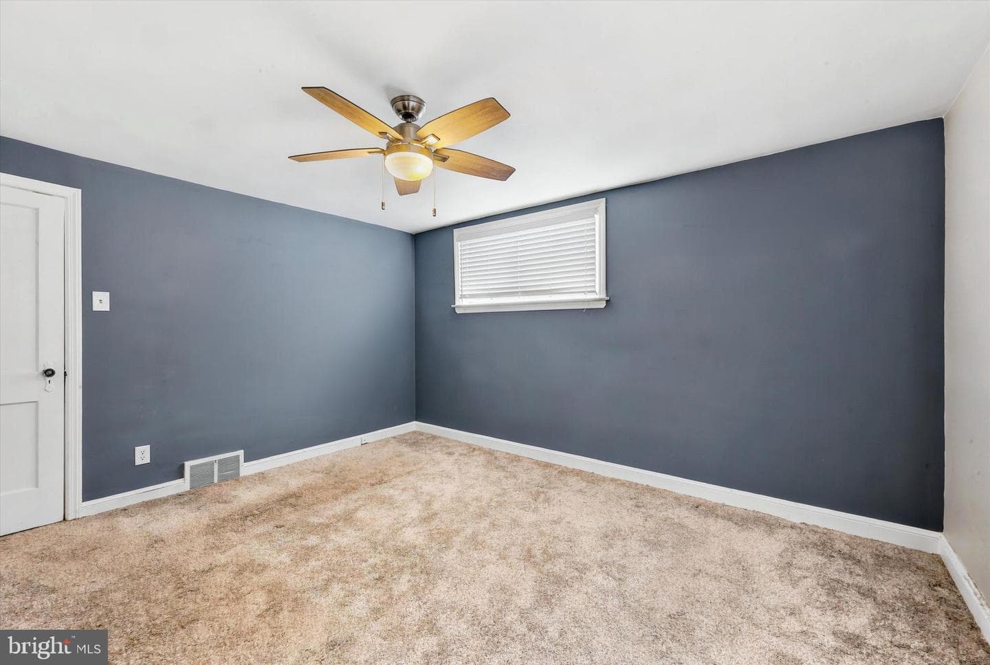 5337 Brittany Drive photo 18