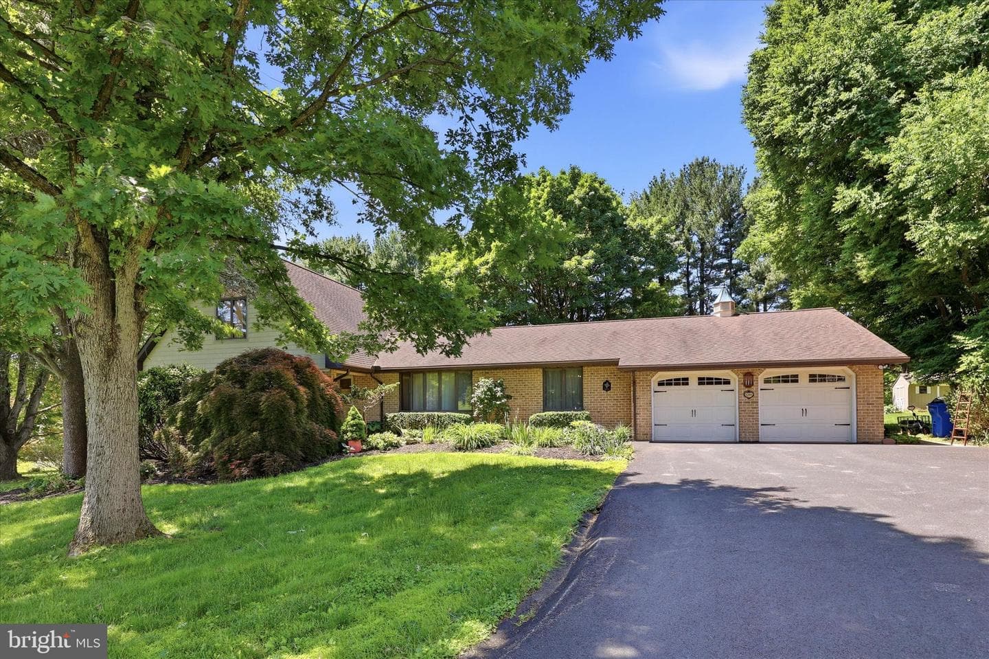 1295 Wakefield Ct Court photo 2