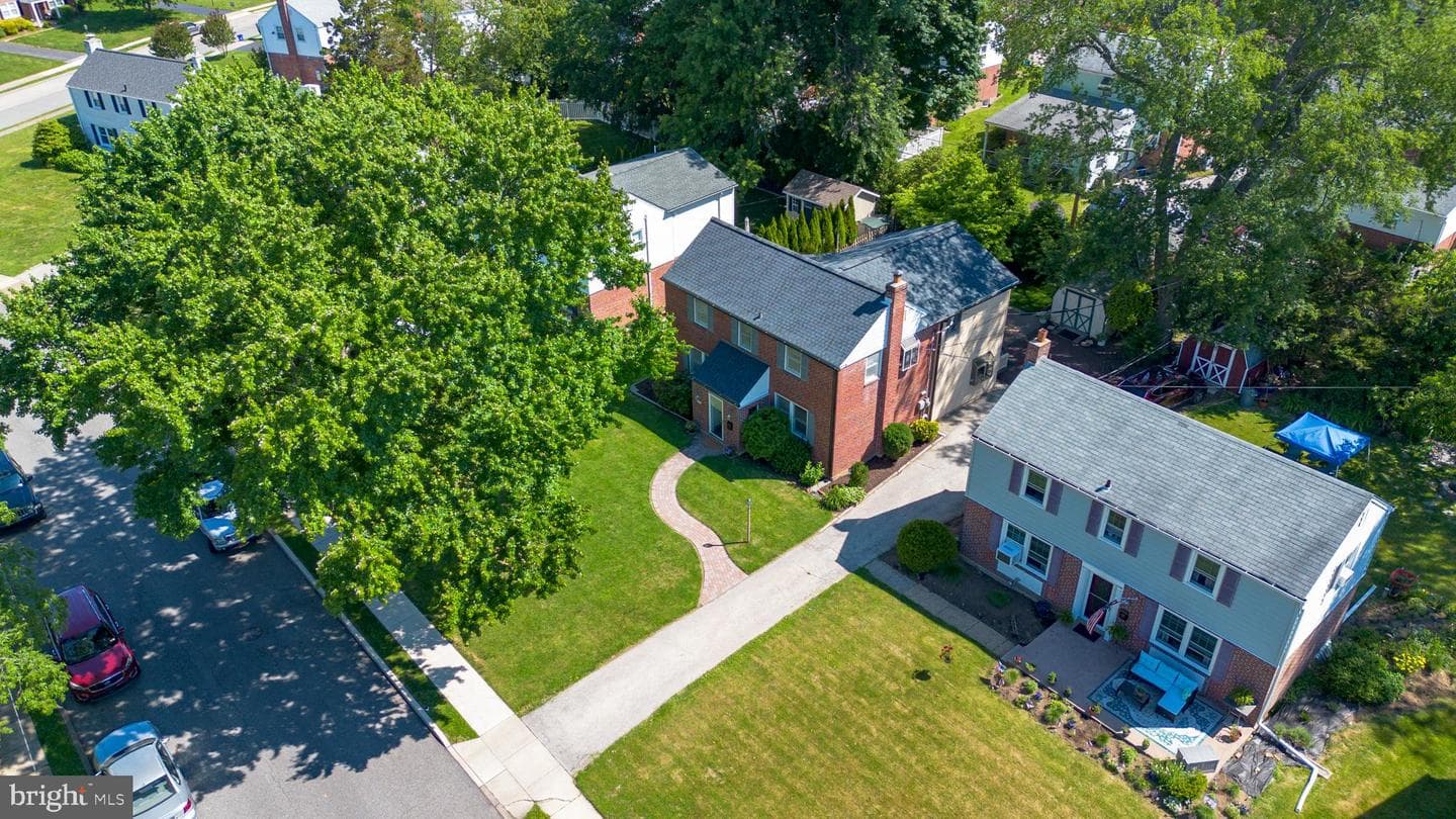 415 Brentwood Road photo 41