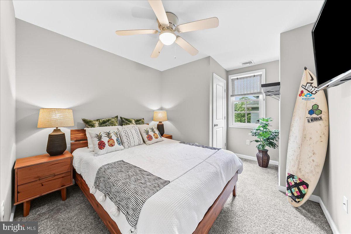 204 S Pennell Road photo 20