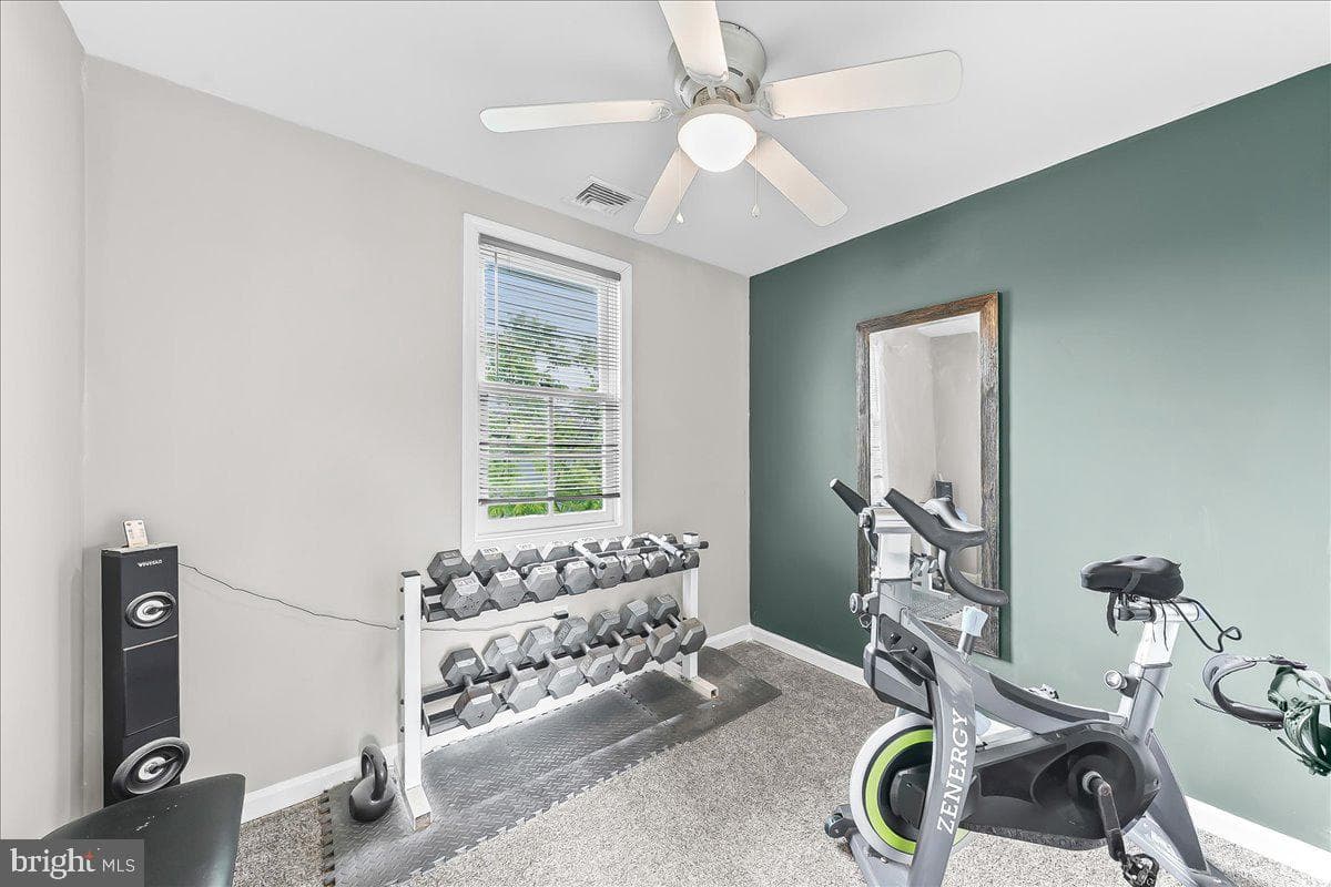 204 S Pennell Road photo 21