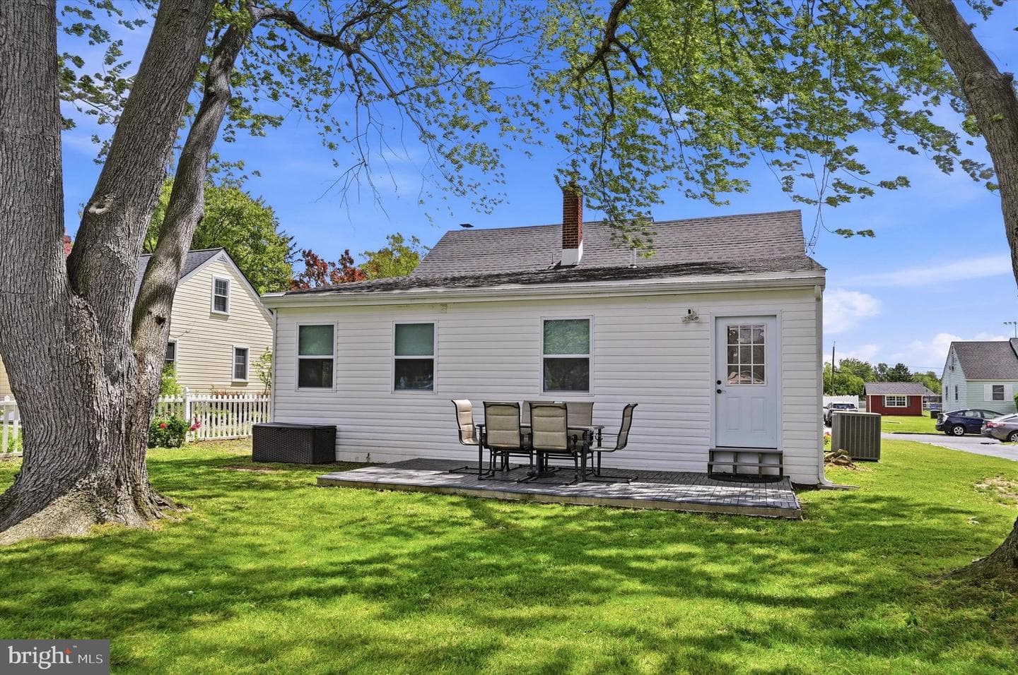 108 School House Lane photo 33