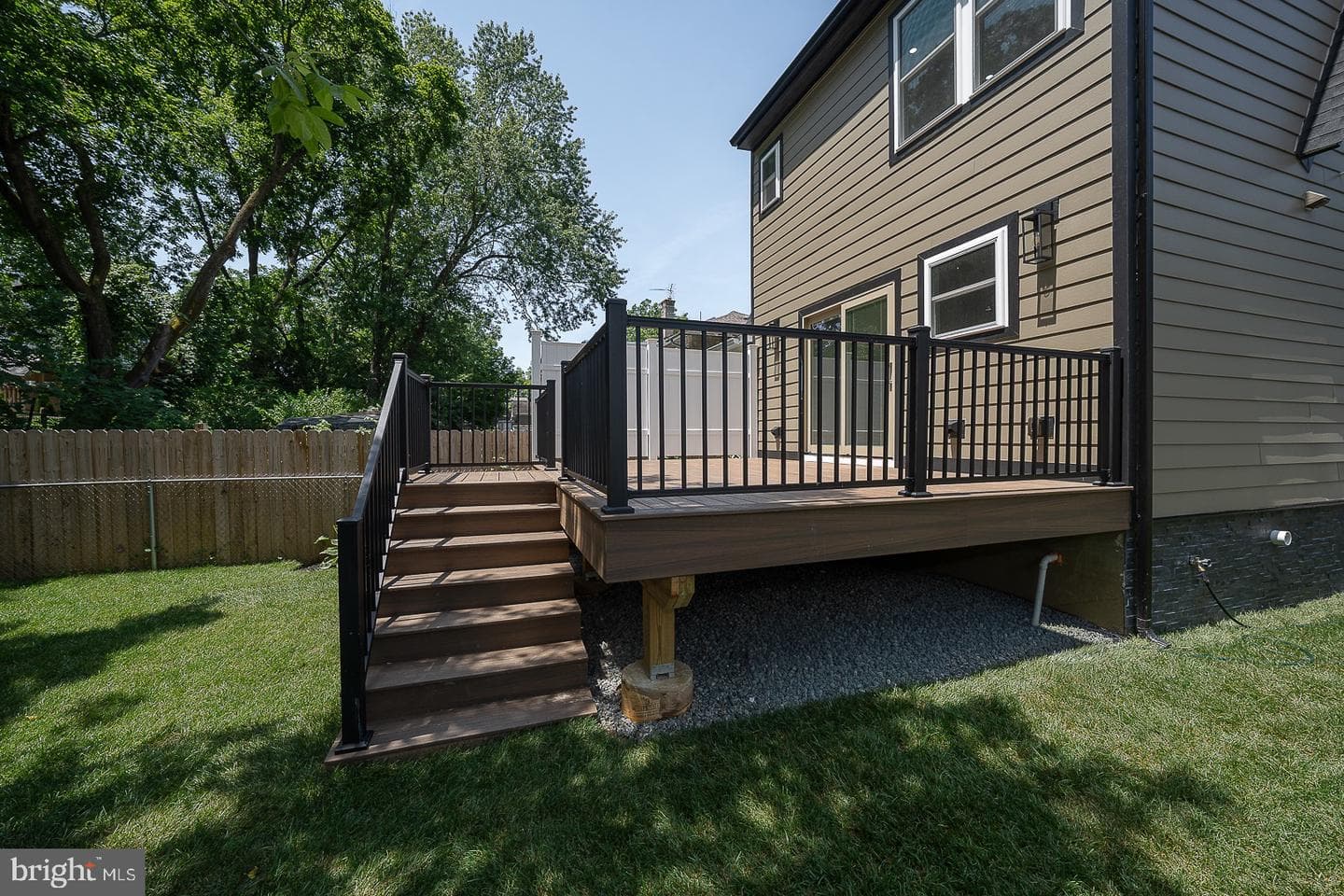 256 Willow Avenue photo 28