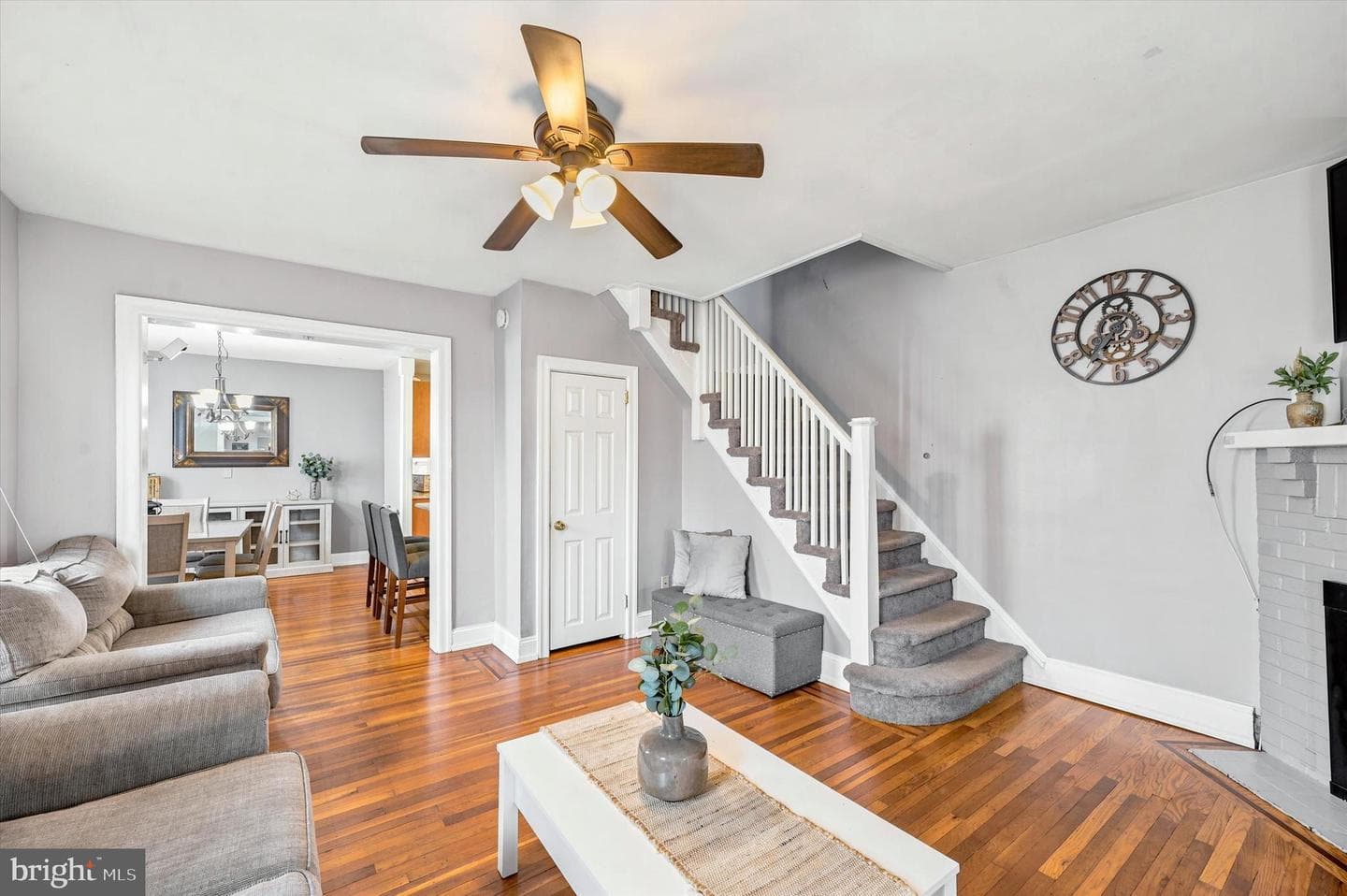 1210 Harding Drive photo 4