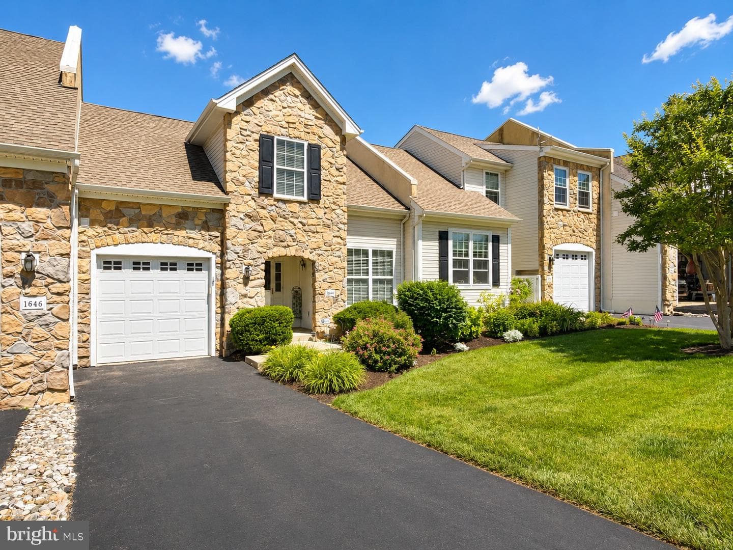 1648 Parkview Court