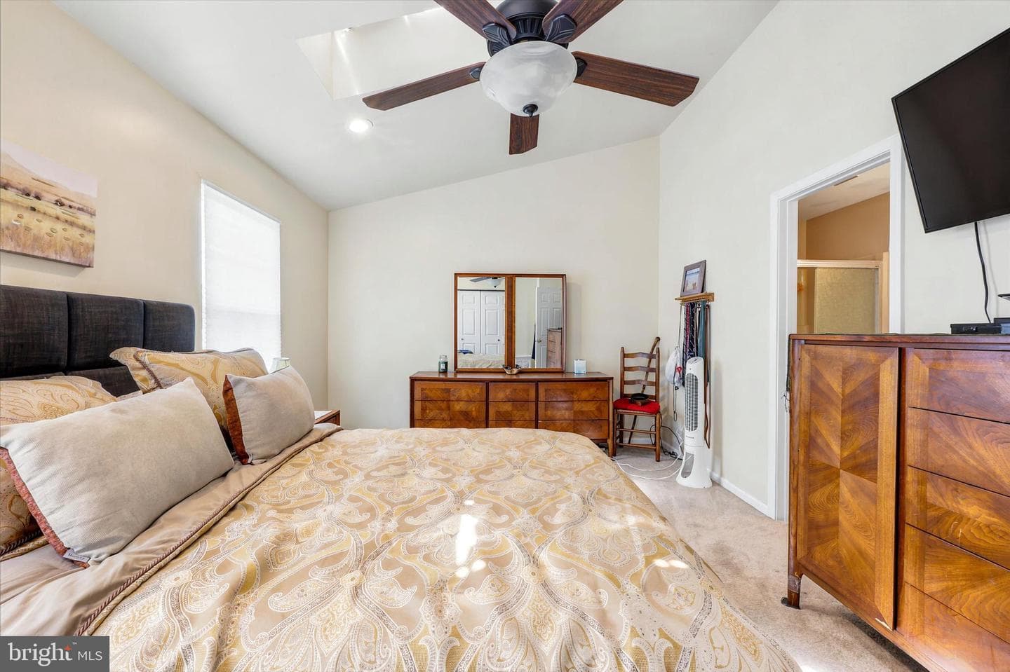 552 Heather Ln photo 14