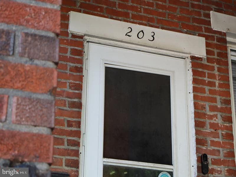 203 Hamilton Avenue photo 3