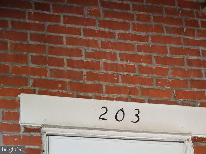 203 Hamilton Avenue photo 4