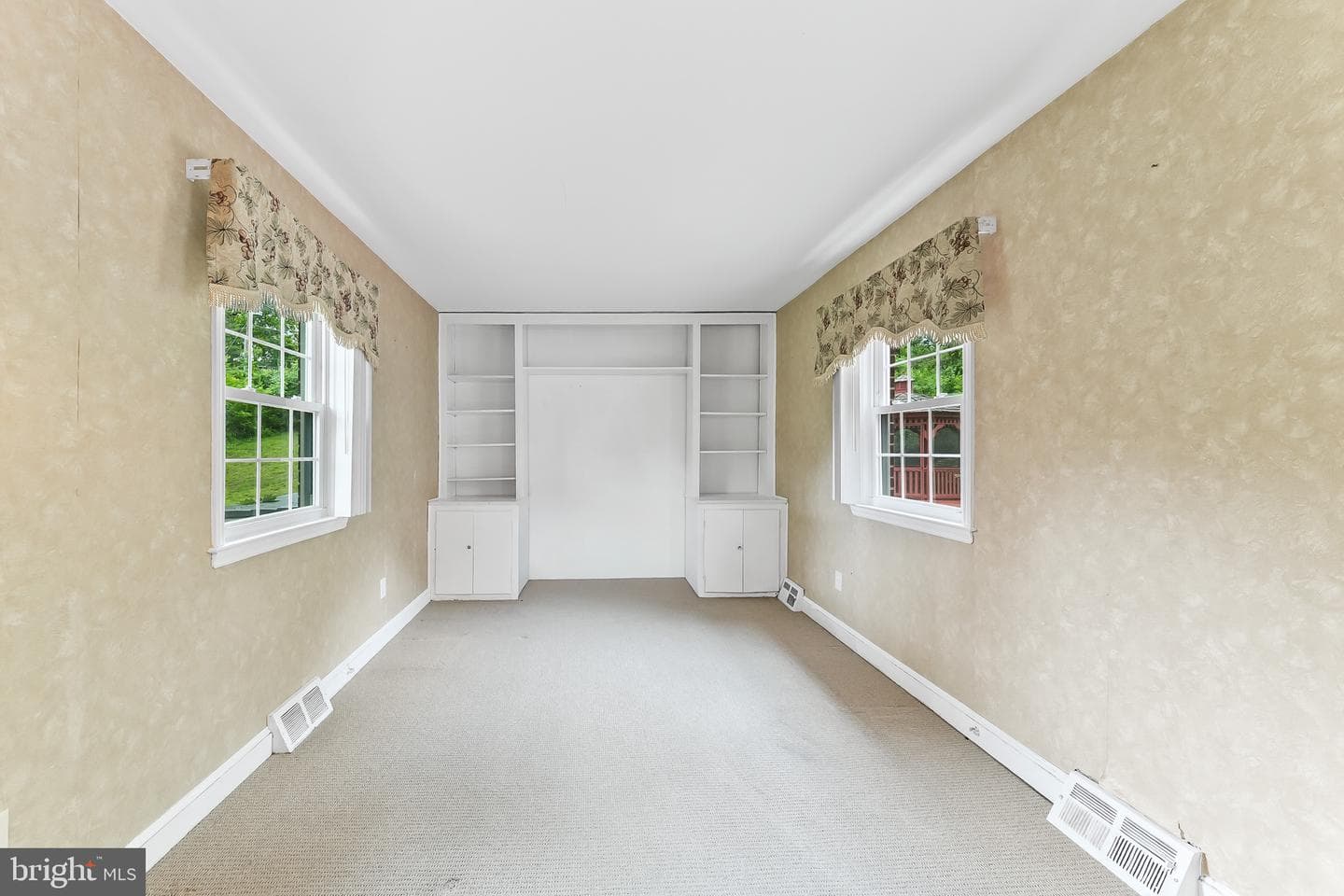 205 Plush Mill Road photo 12
