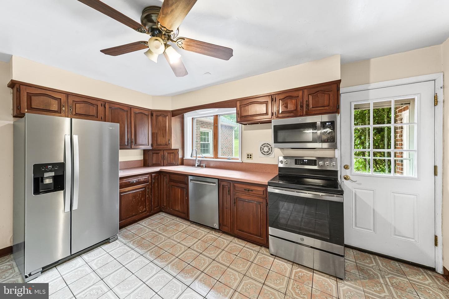 205 Plush Mill Road photo 17