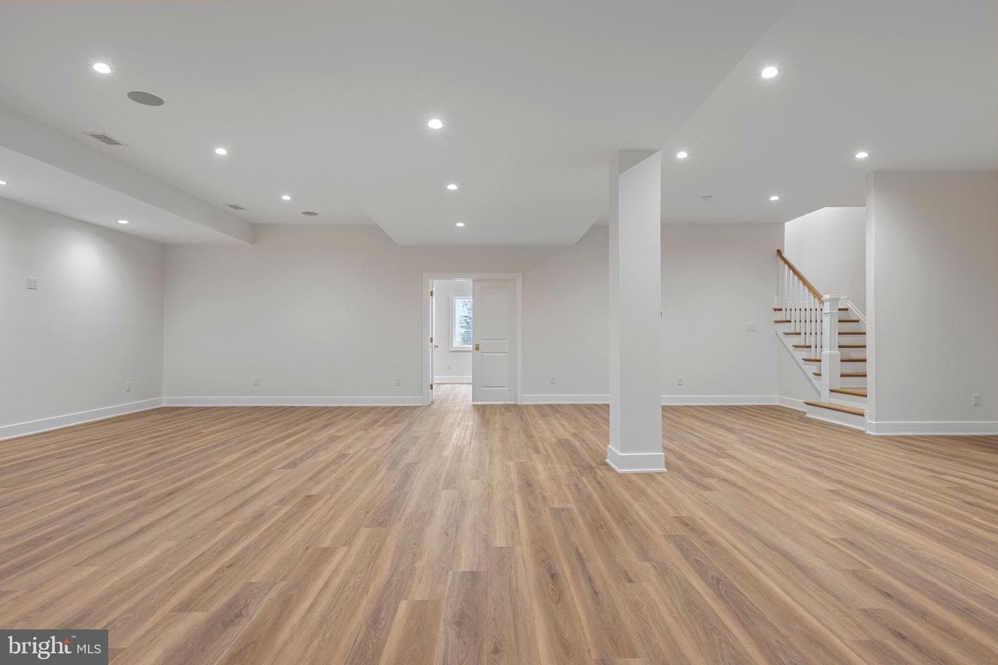 474 Barclay Road photo 27
