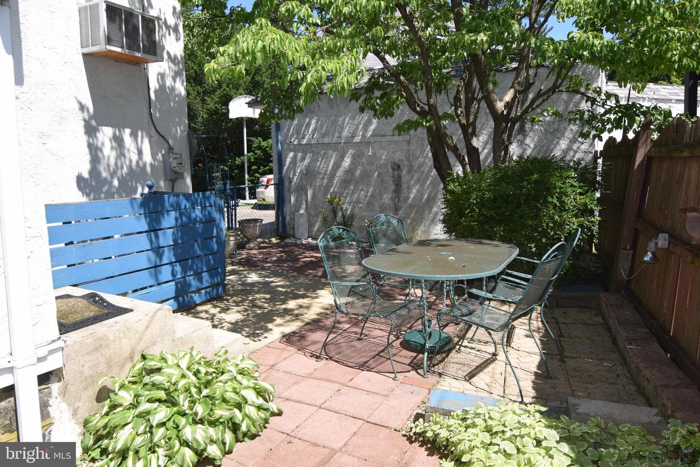 14 Gladstone Road photo 21