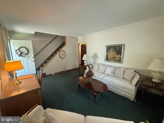 331 E Woodlyn Circle photo 4