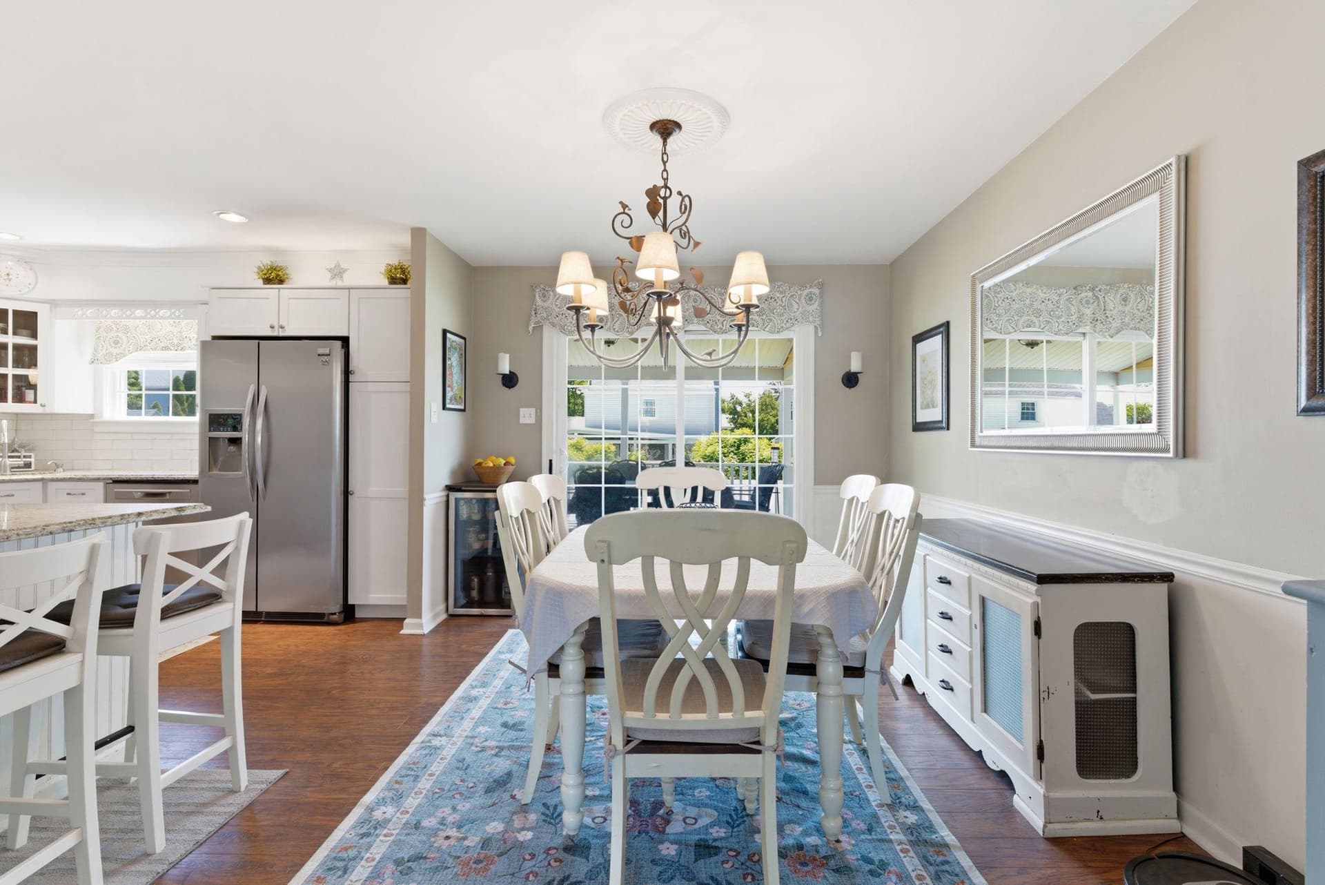 327 Greenbriar photo 12