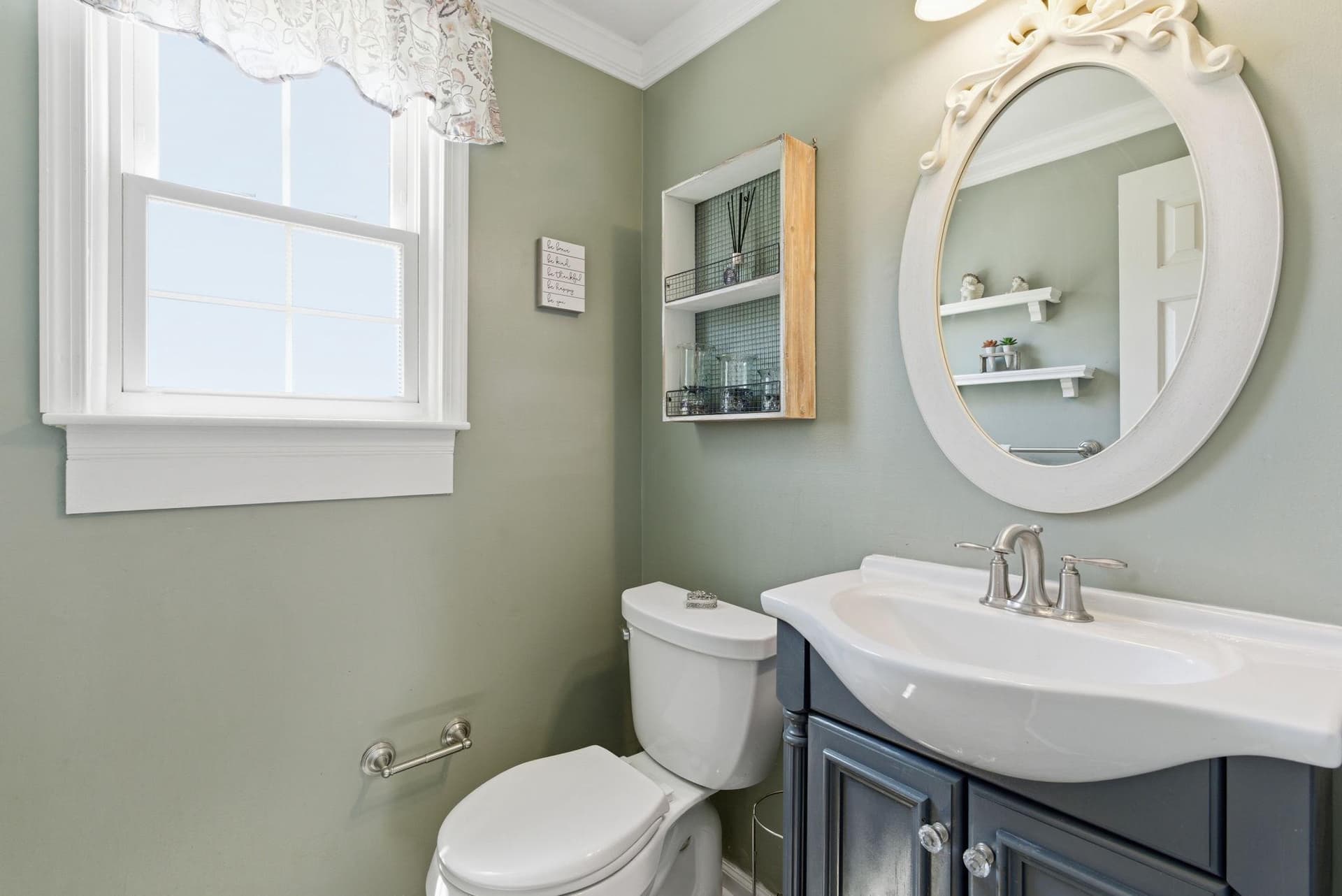 327 Greenbriar photo 14