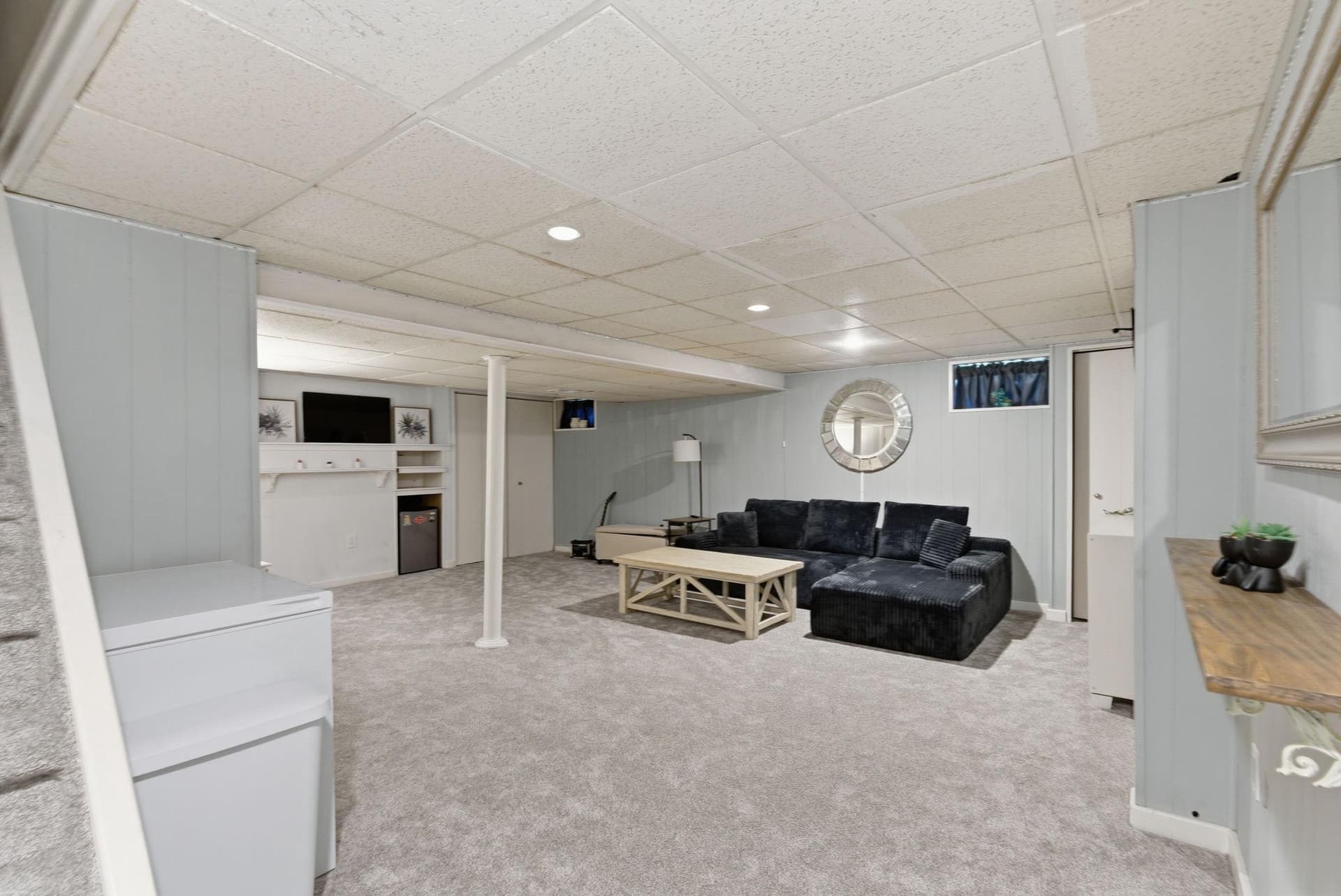 327 Greenbriar photo 19