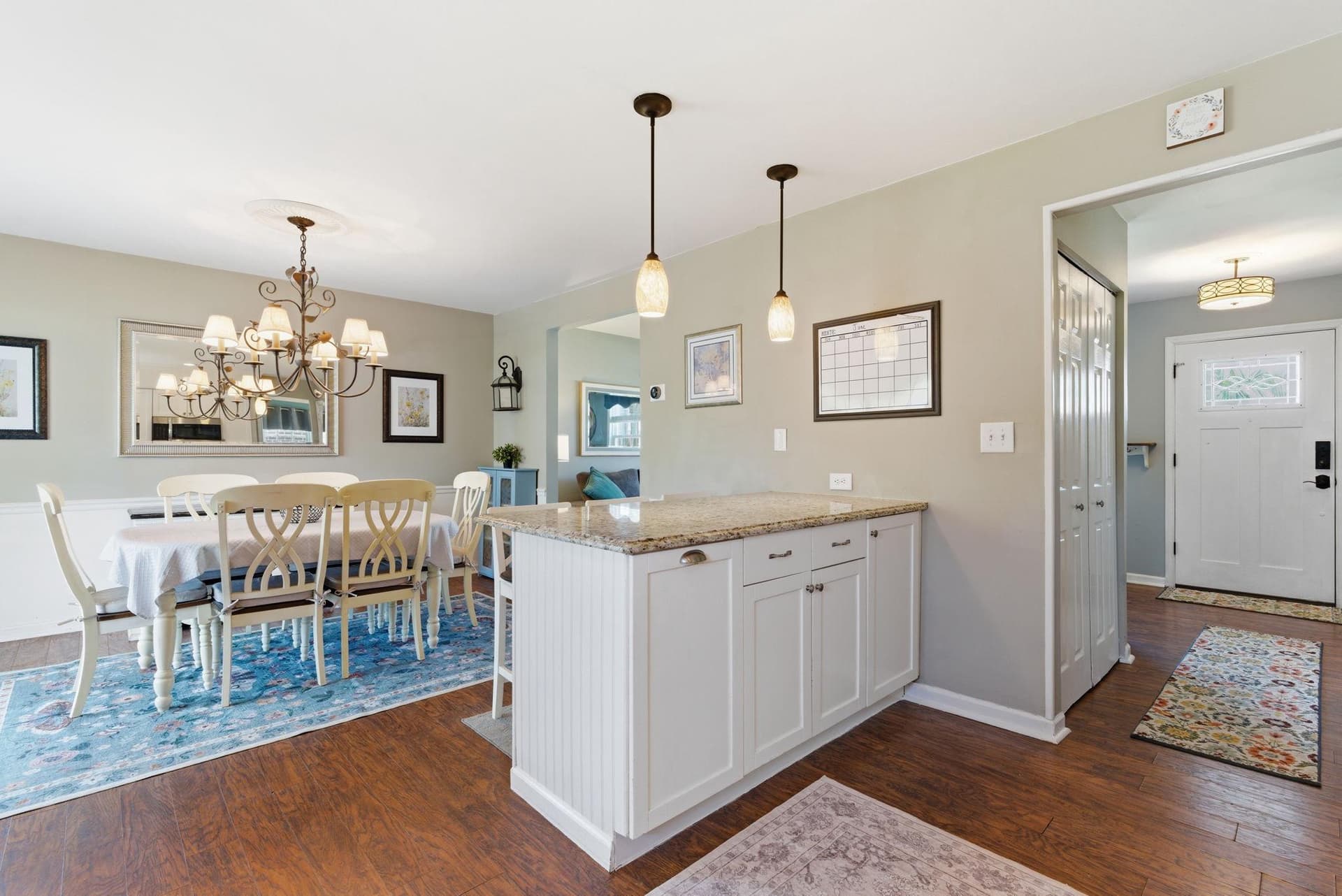 327 Greenbriar photo 8