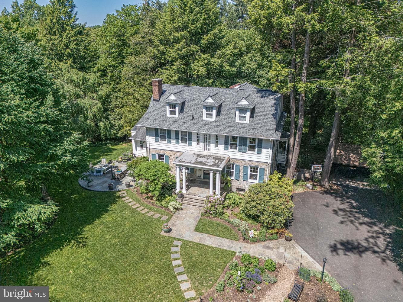 230 S Ridley Creek Road photo 3