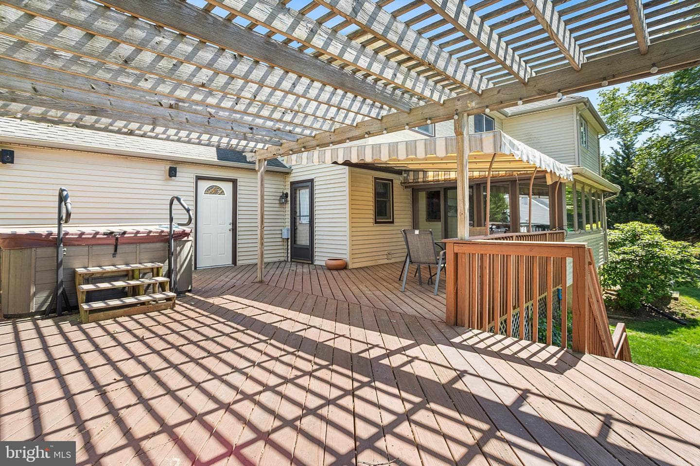 115 Willits Way photo 43