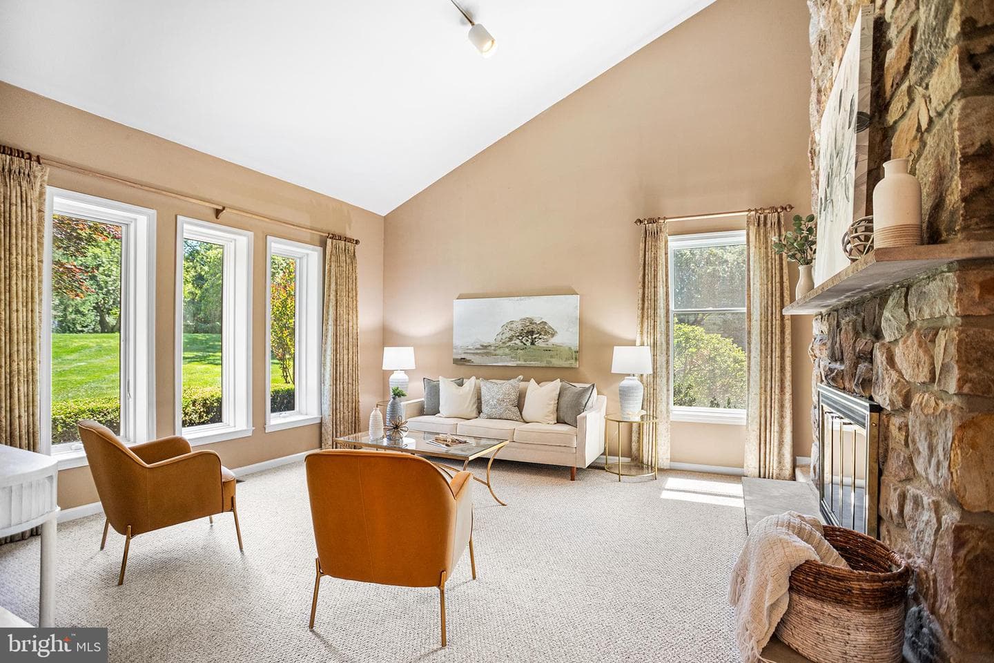 115 Willits Way photo 6