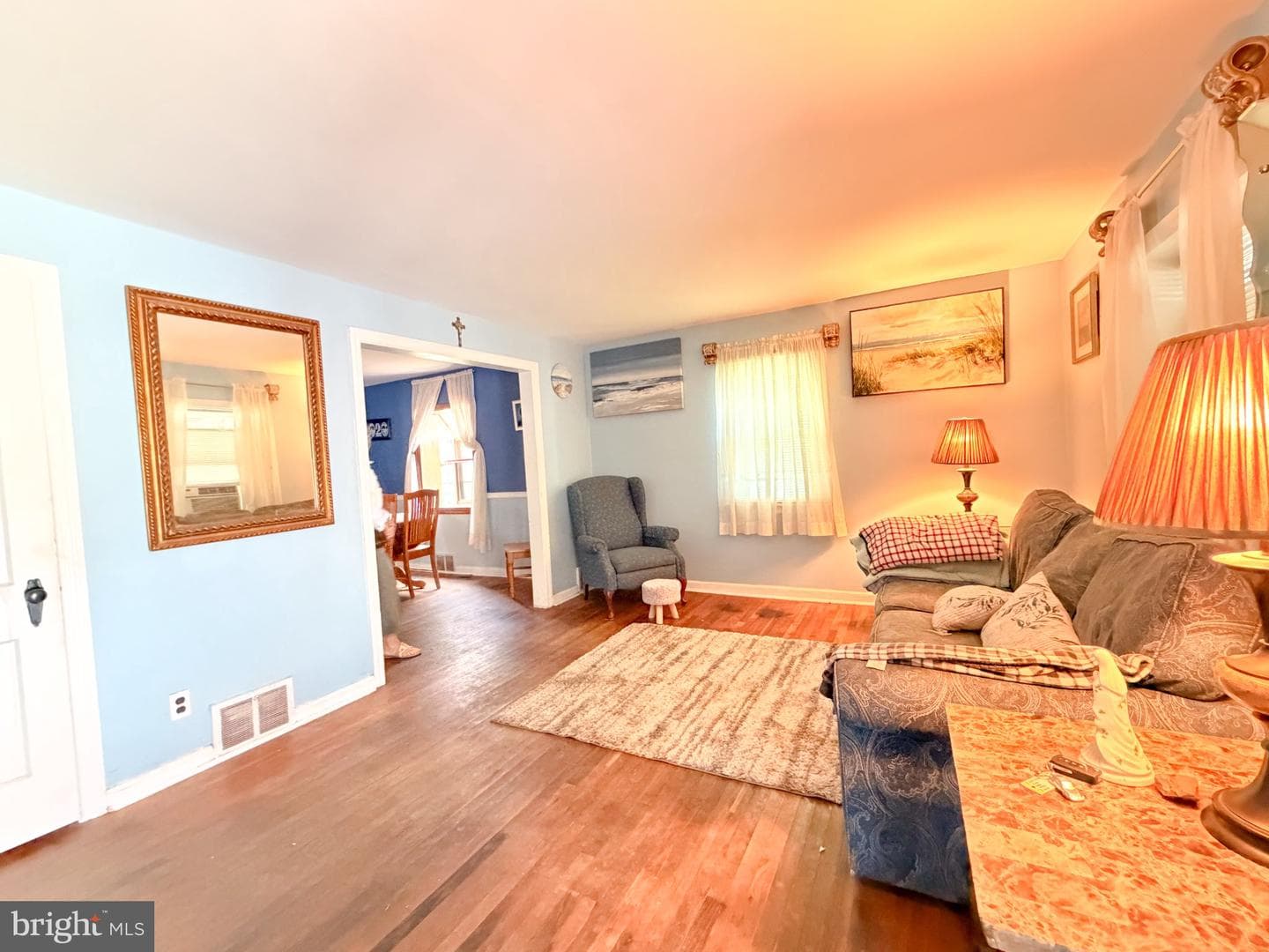 646 Amosland Road photo 3