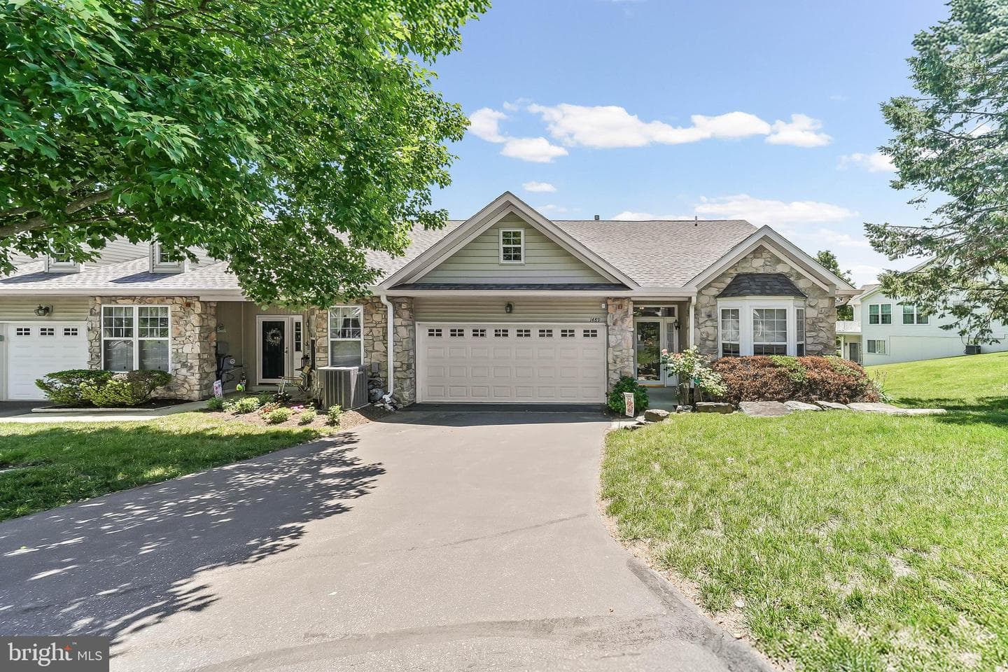 1489 Palmer Dr photo 2