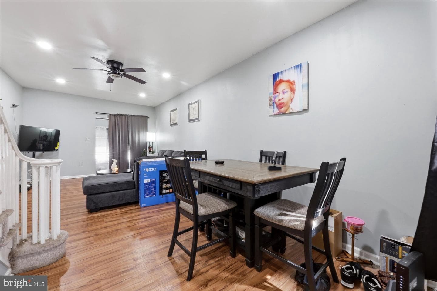 1121 E 11th Street photo 6