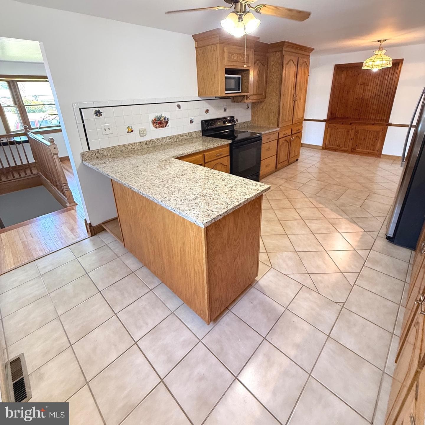 2121 N Lee Lane photo 15