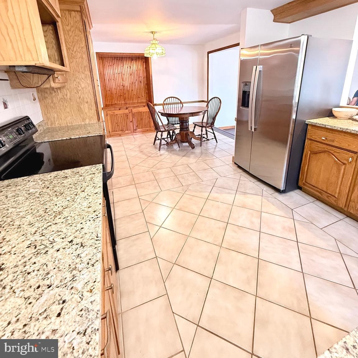 2121 N Lee Lane photo 9