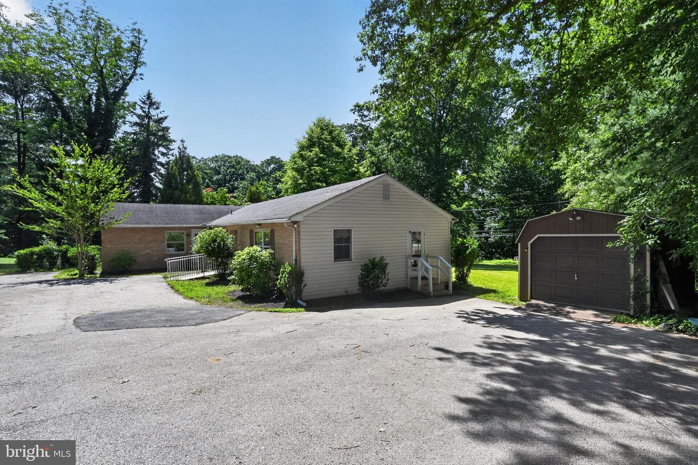 112 Marple Road photo 36