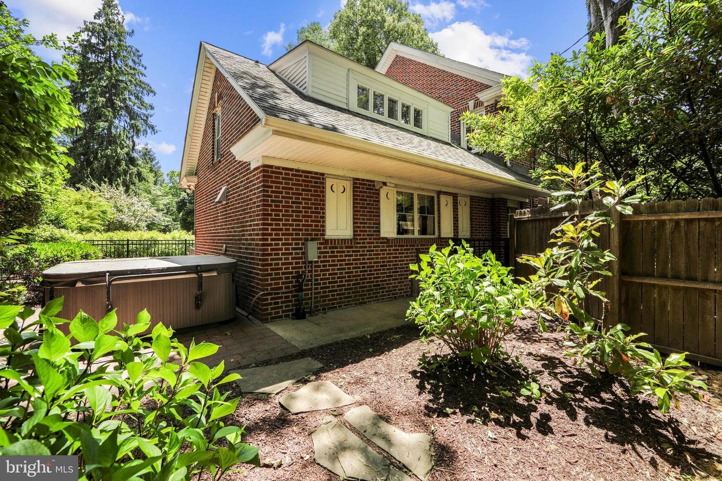 15 Crest Lane photo 56