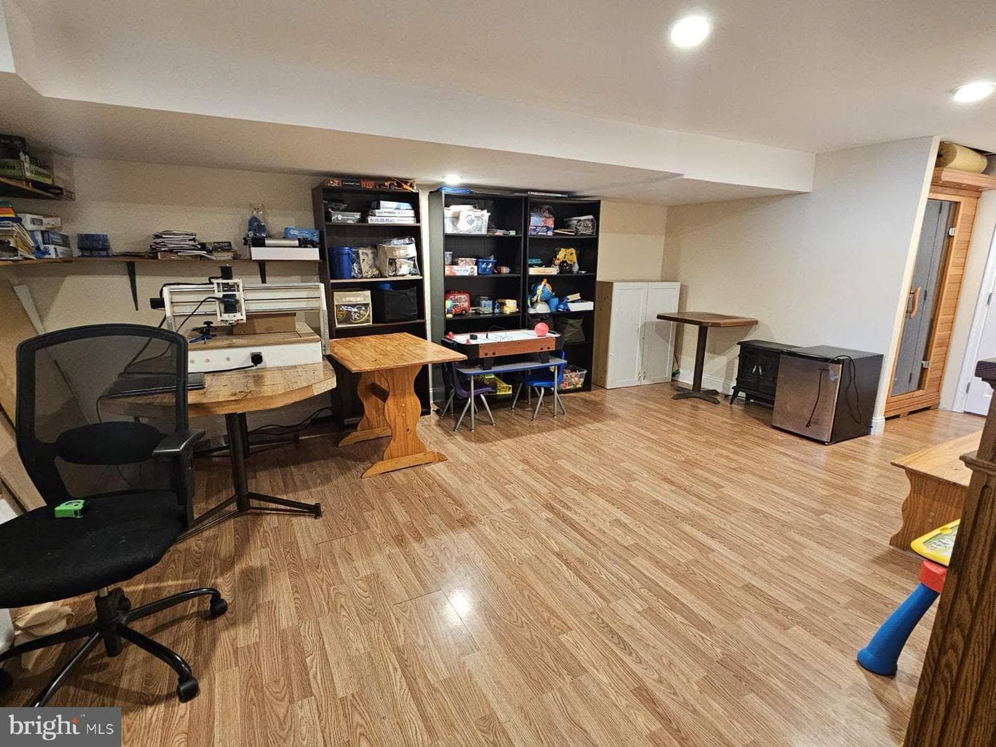 105 Scheivert Avenue photo 11