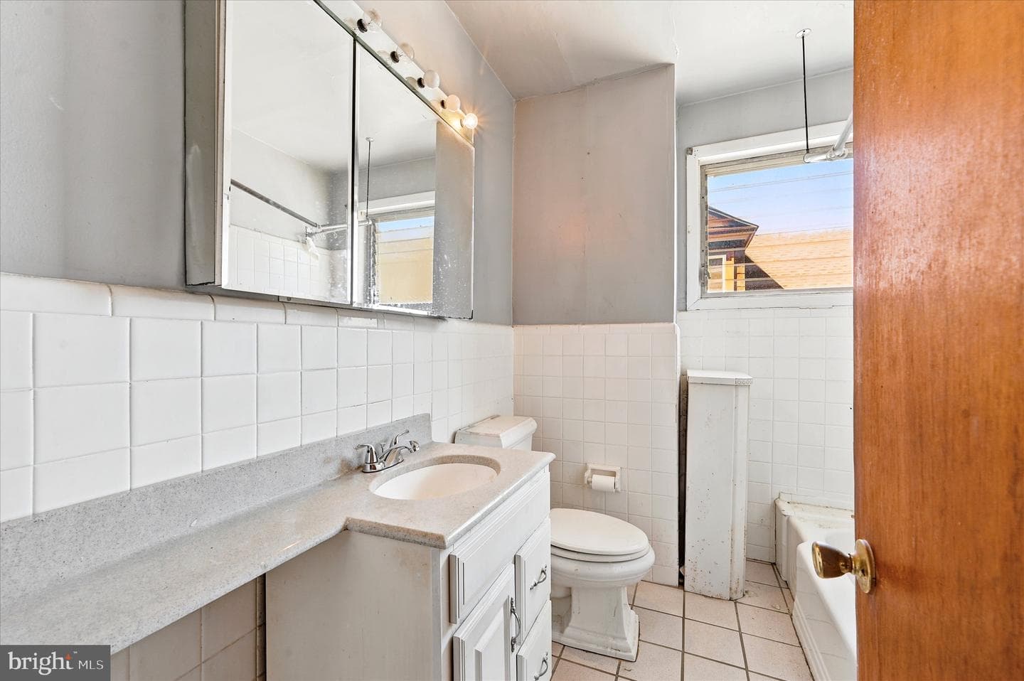 112 Ardmore Avenue photo 11