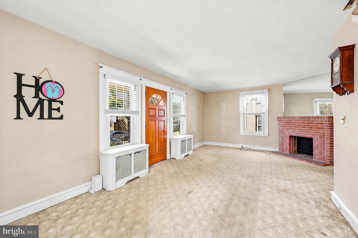112 Ardmore Avenue photo 3