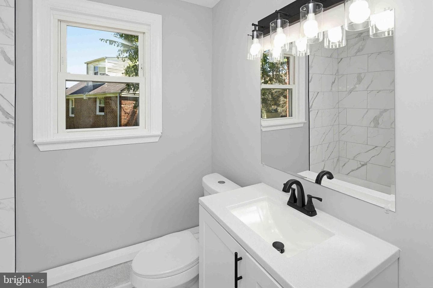 532 Lindsay Street photo 20