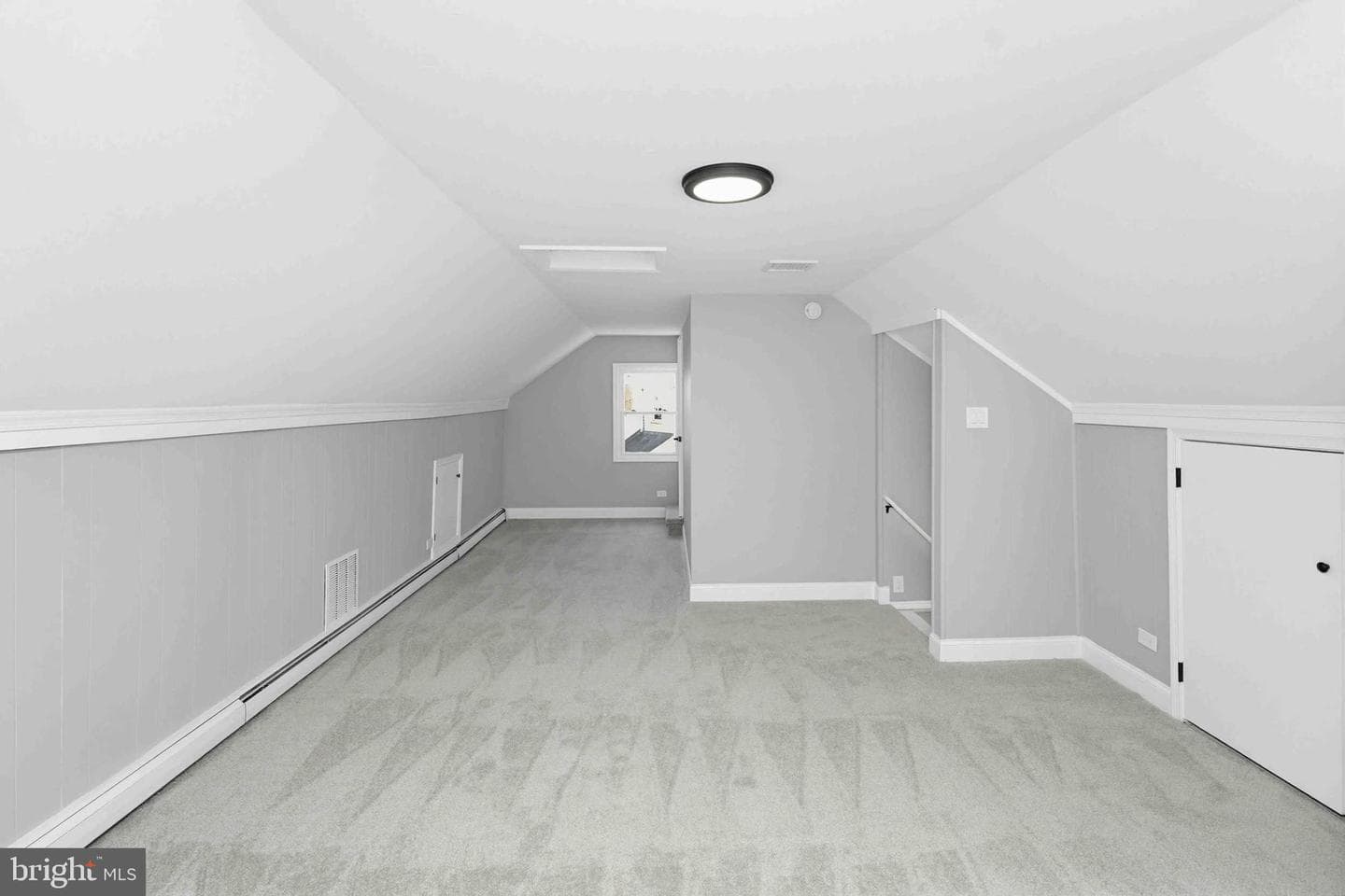 532 Lindsay Street photo 28