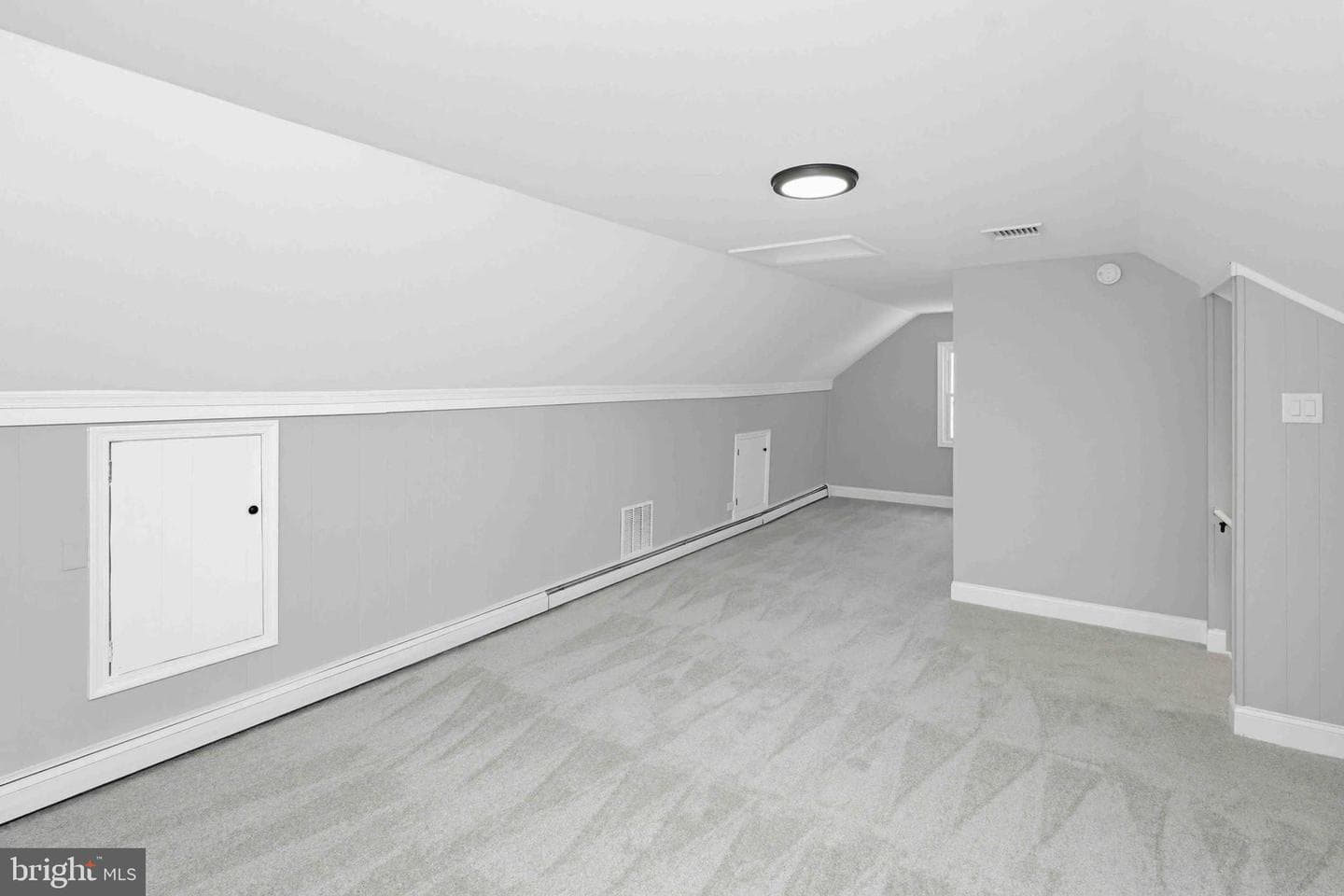 532 Lindsay Street photo 29