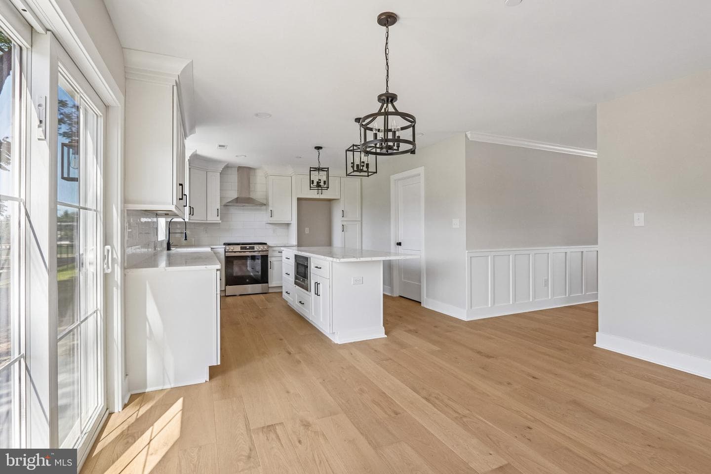 218 4th Avenue photo 17