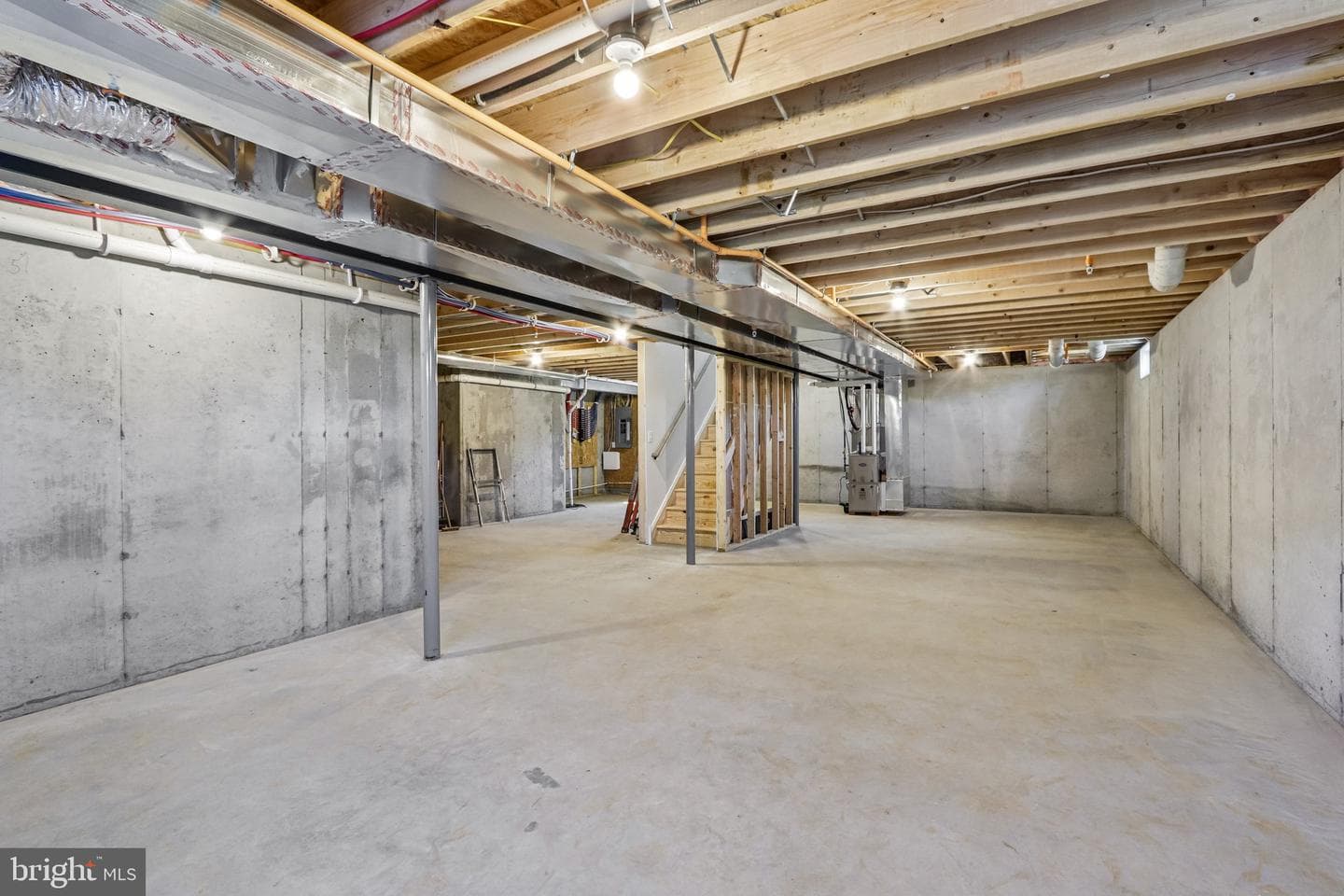 218 4th Avenue photo 43