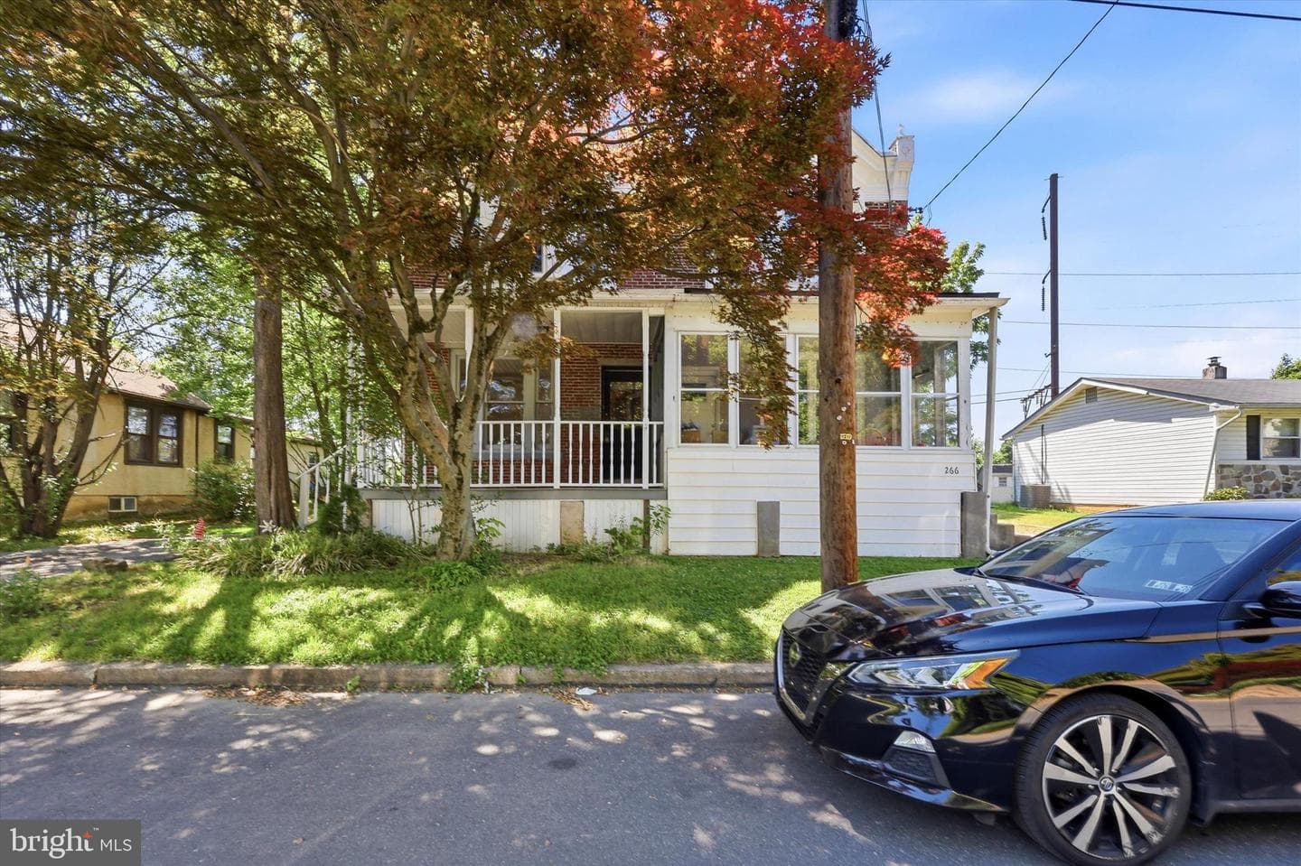 264 Maple Avenue photo 3