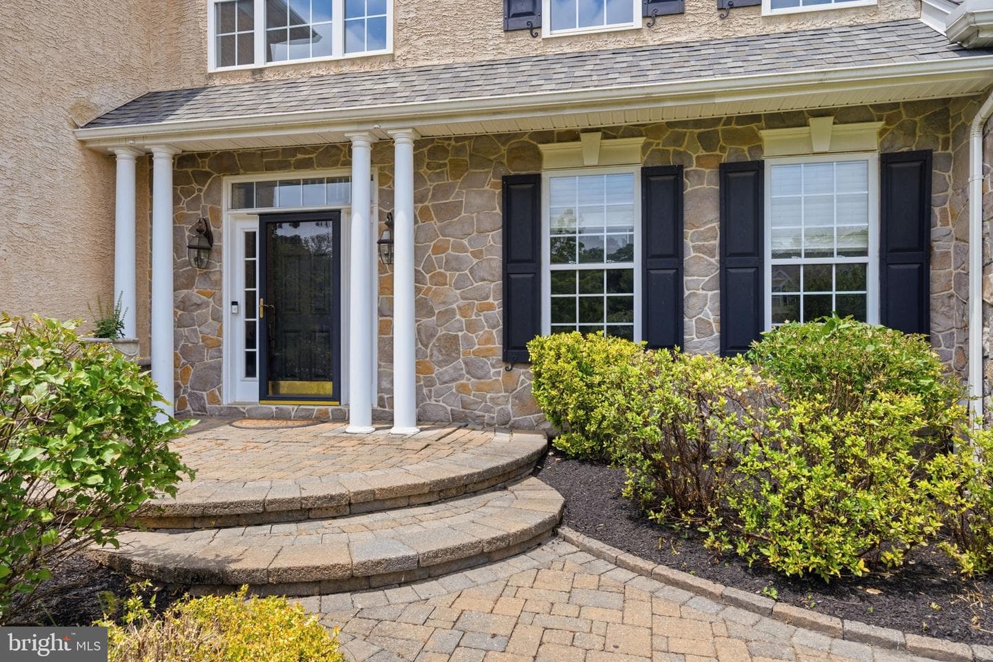 3219 Greystone photo 3