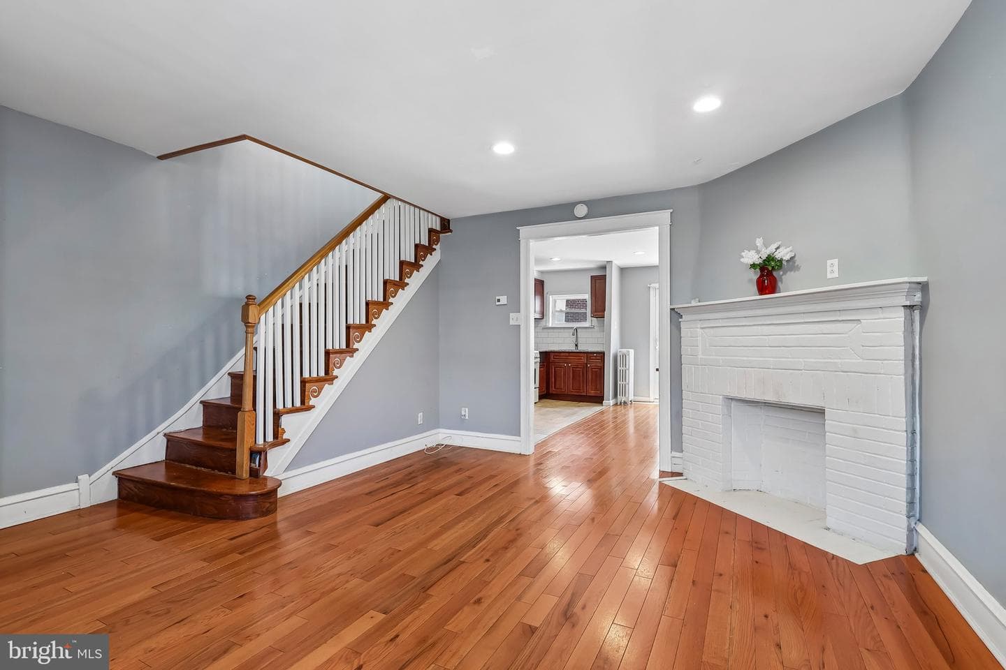 7046 Clover Lane photo 5