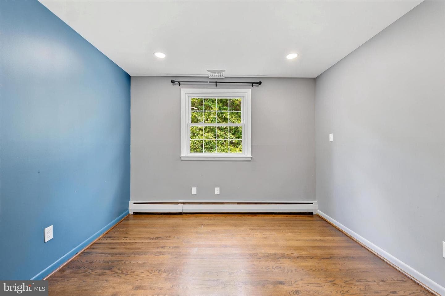 118 Deerfield Road photo 11