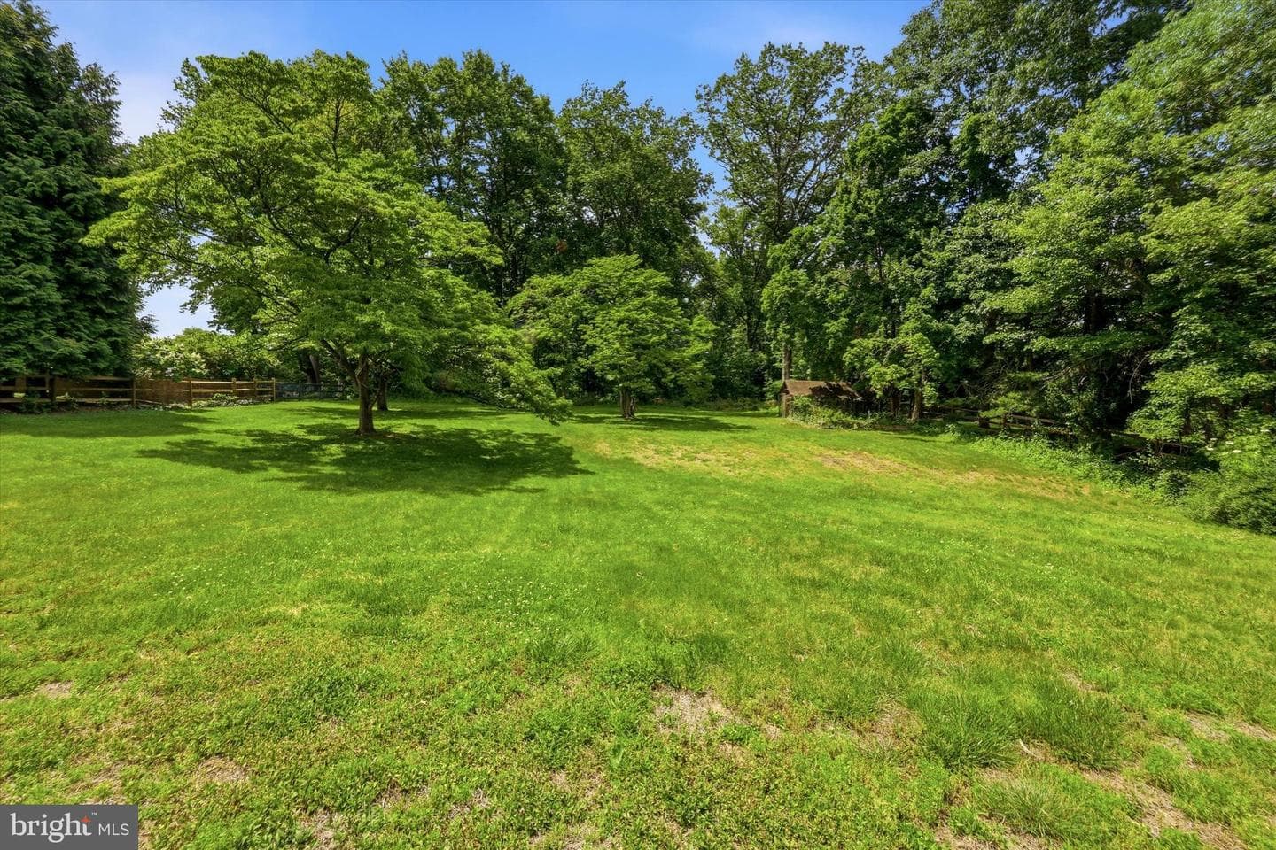 118 Deerfield Road photo 23