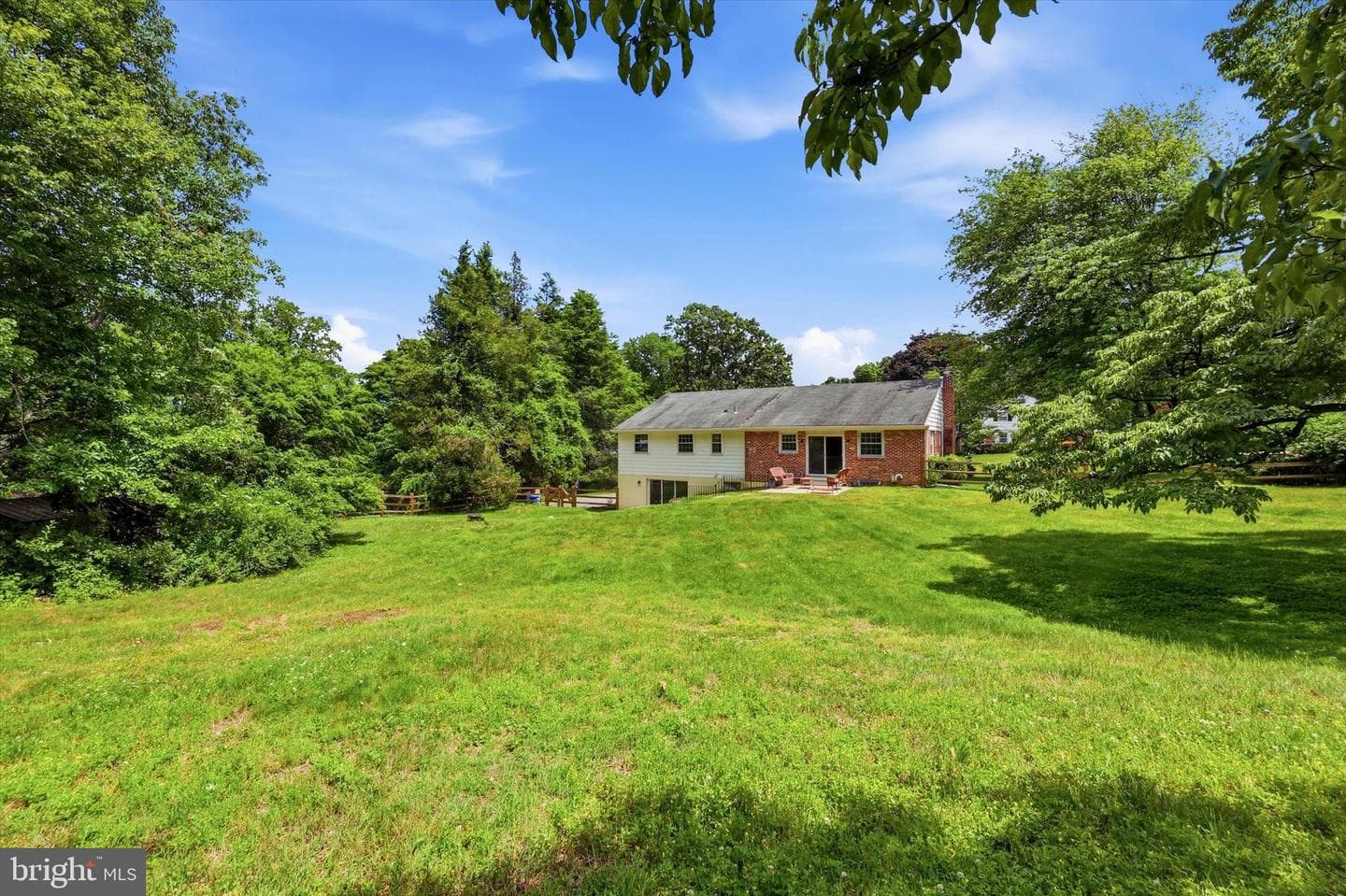 118 Deerfield Road photo 24