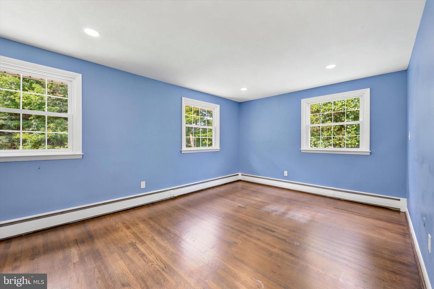 118 Deerfield Road photo 9