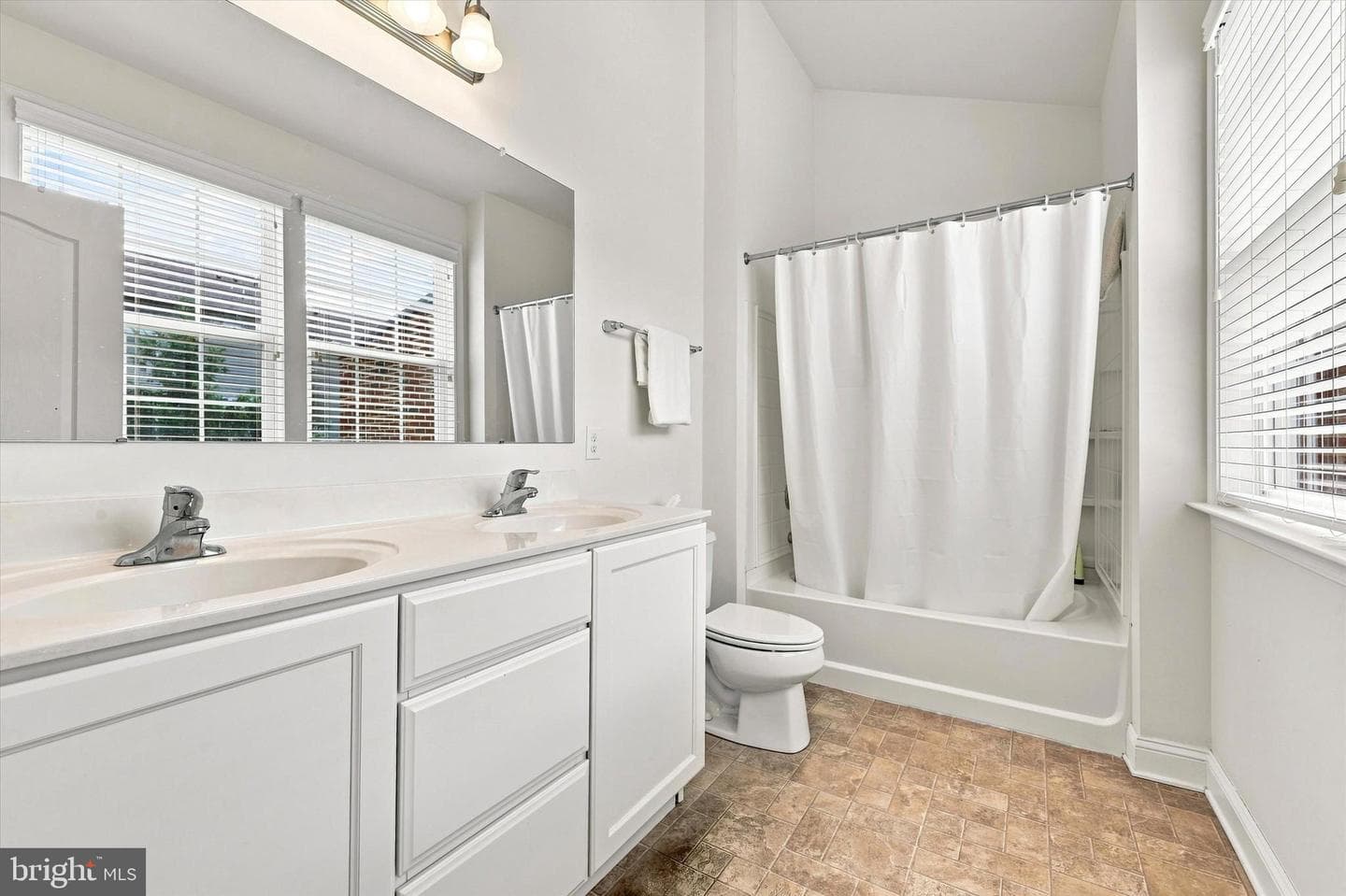3132 Fieldstone Court #68 photo 16