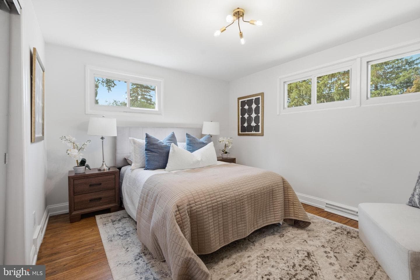 30 Meadowbrook Lane photo 12